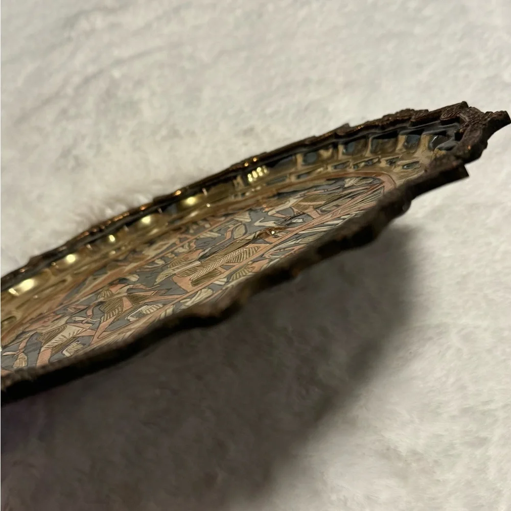 Decorative Vintage MCM Metal Brass Copper Wall Plate Egyptian Pharaoh Motif Rare